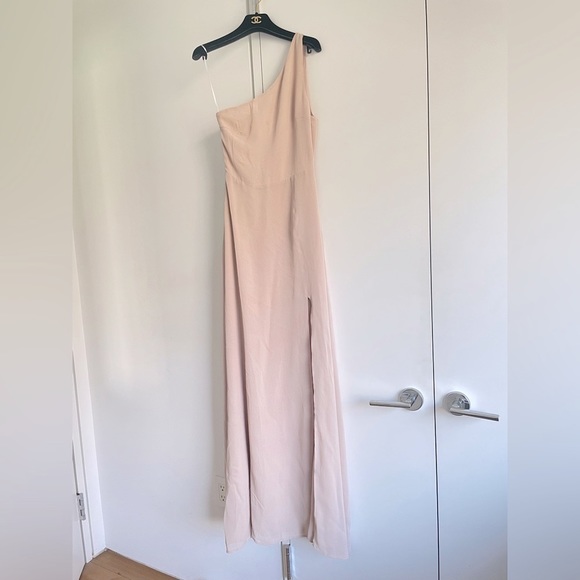 BNWT Reformation Evelyn One Shoulder Dress - Picture 7 of 13
